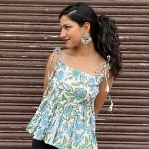 Golden Nightfall Short Sleeveless Kurti